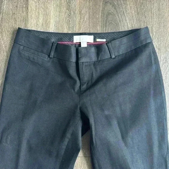 Banana Republic Black pants. Style is Sloan. Women’s size 4. Good condition. - Picture 2 of 7